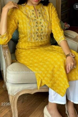 SHREE SHYAM FEBRIC  Women Viscose Rayon Kurta Pant Set